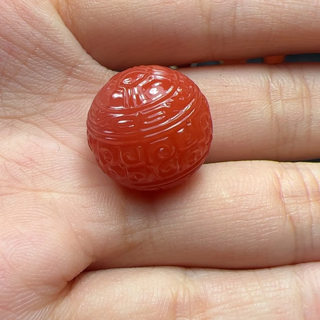 未镶嵌珠子南红玛瑙江**。
