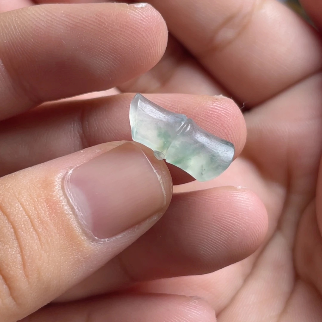 定制翡翠未镶嵌竹节