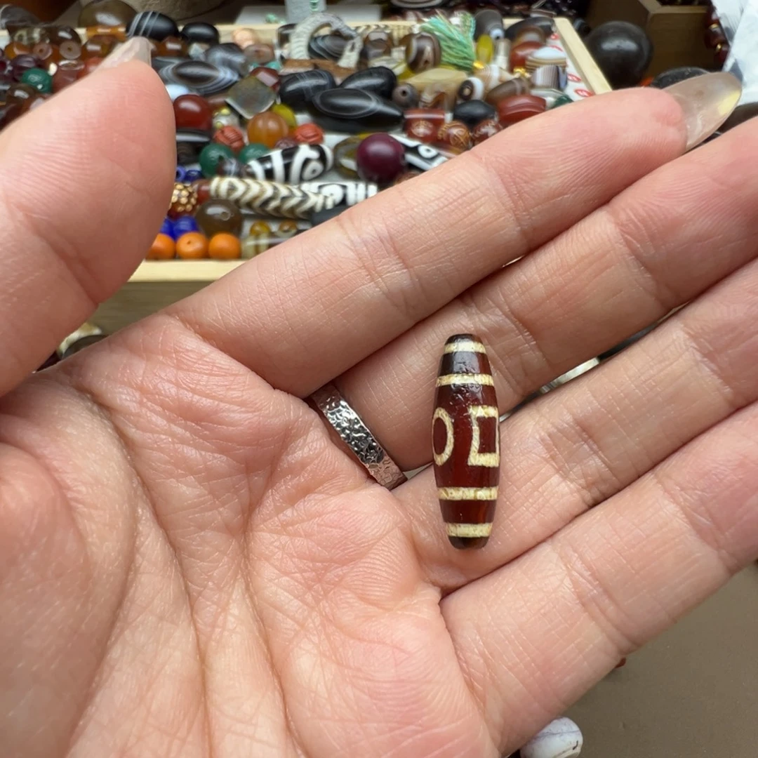 冲***号玛瑙/玉髓未镶嵌珠宝半成品