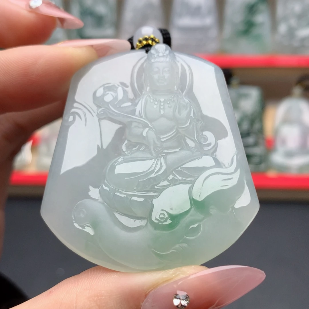颈饰未镶嵌翡翠普贤菩萨