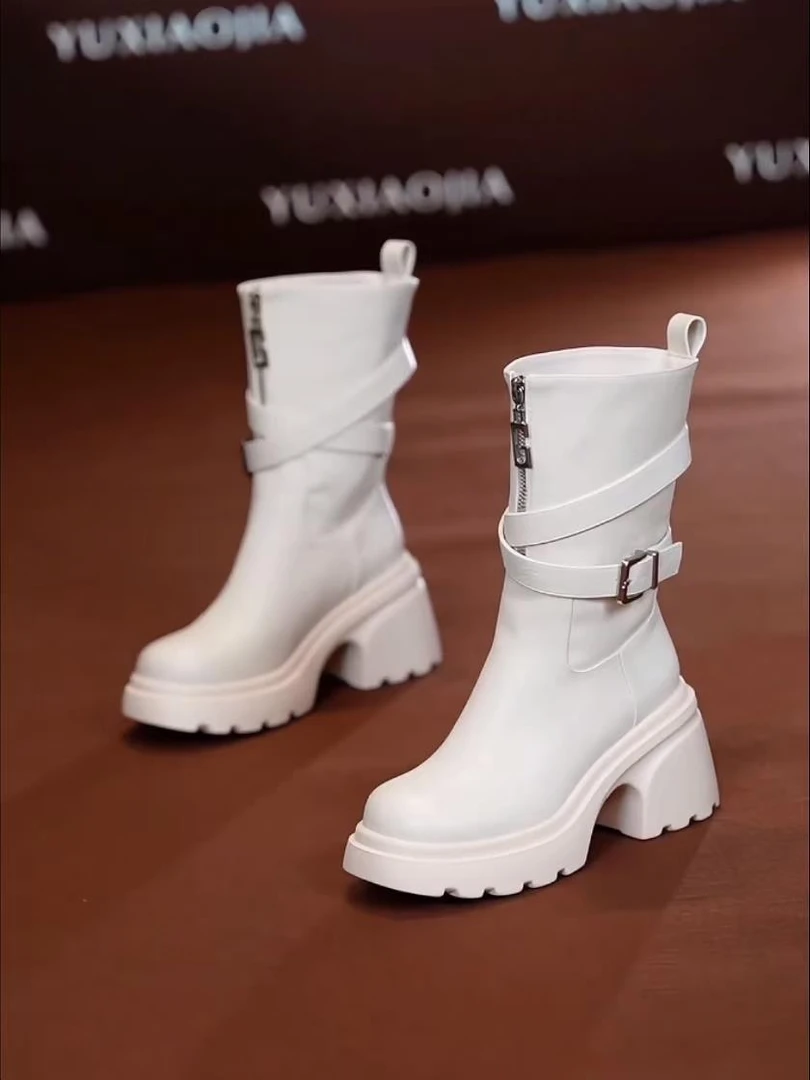 软皮厚底中筒靴女春秋2025新款粗跟增高马丁靴英伦风前拉链时装靴