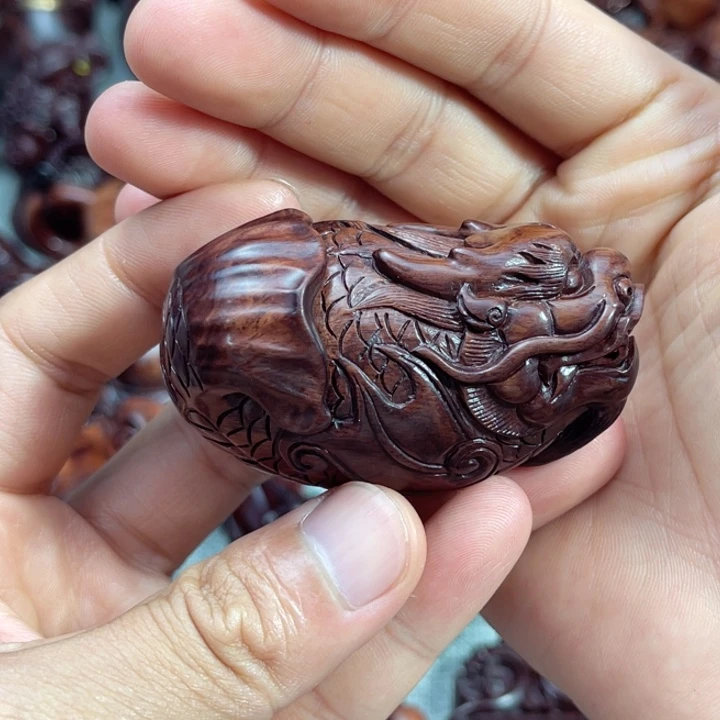 黄花梨/降香黄檀把件龙鱼