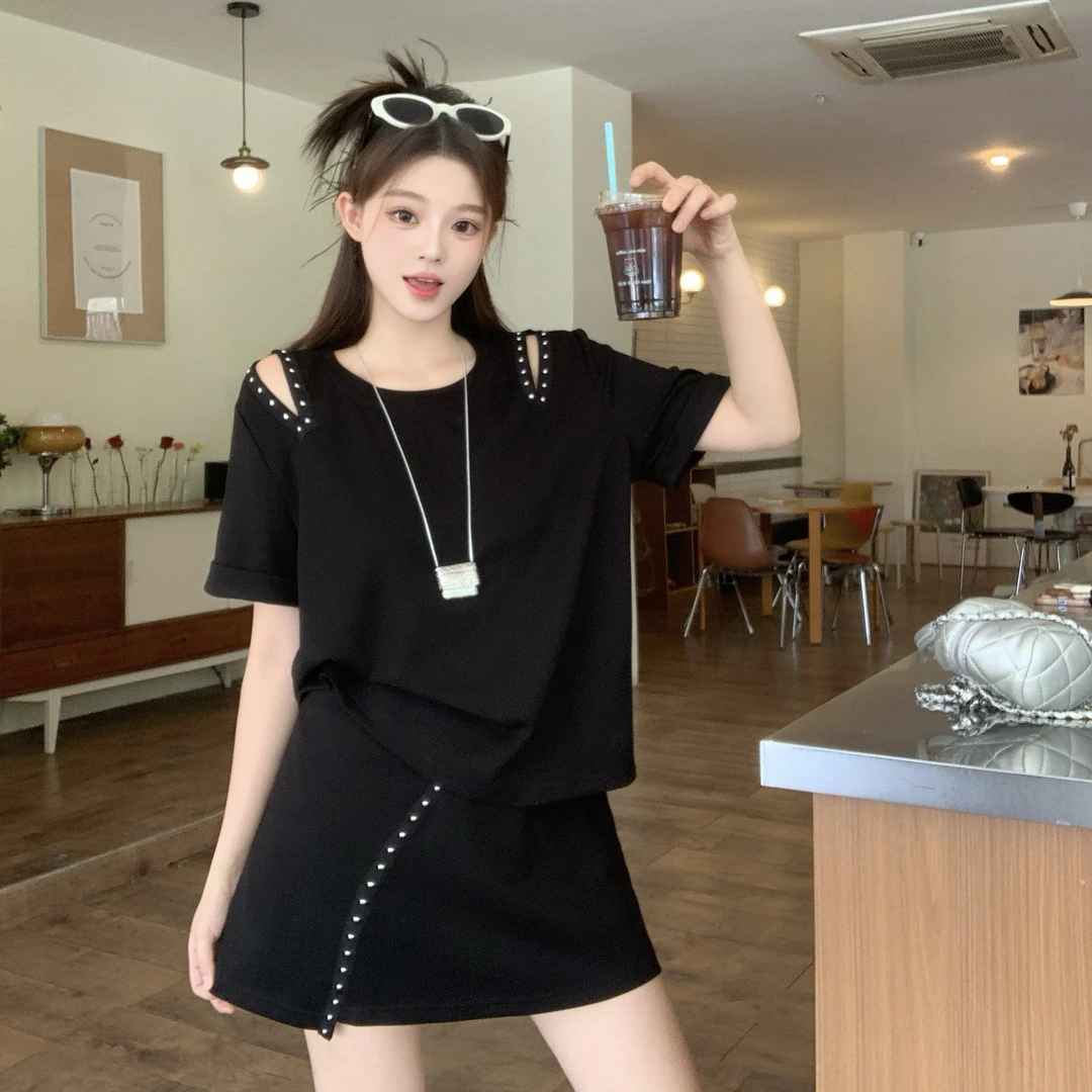 大码女装夏季新款胖mm赫本风钉珠休闲时尚设计感短裙两件套装