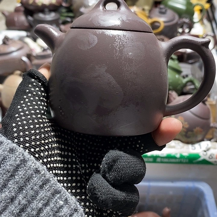 紫砂茶壶微瑕微笑