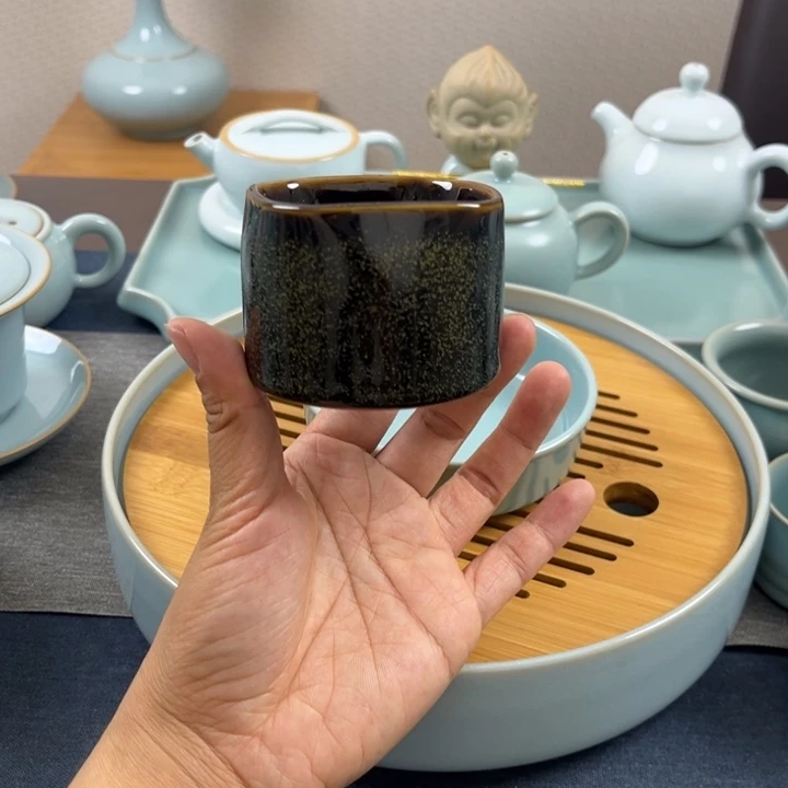 杯日***峰杯酒一醉人泪如流过了