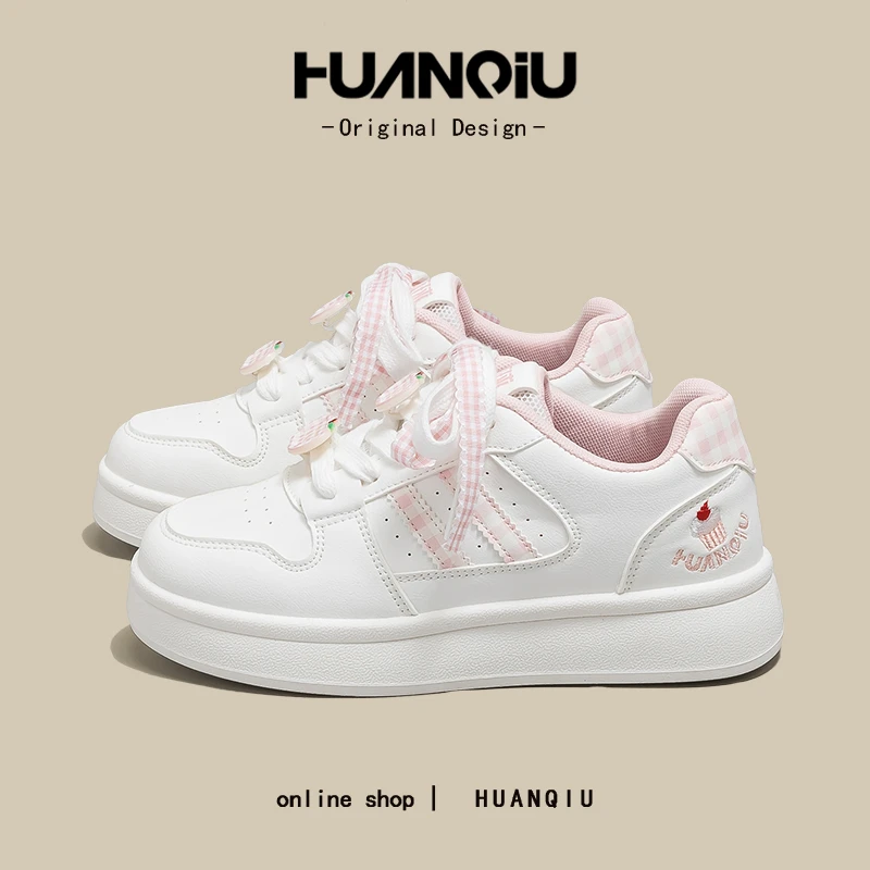 环球可爱多巴胺粉色小白鞋女款2025爆款学生百搭轻便舒适板鞋K956