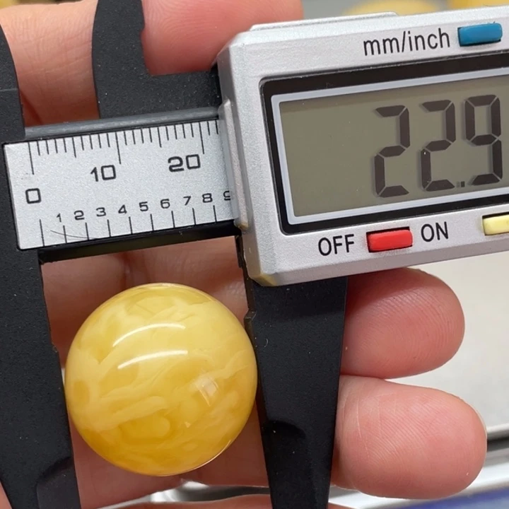 琥珀裸石未镶嵌蜜蜡