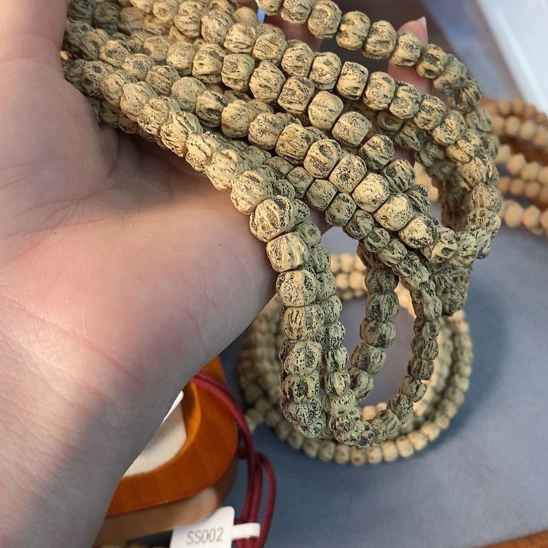 柏香籽/百香籽吊坠1