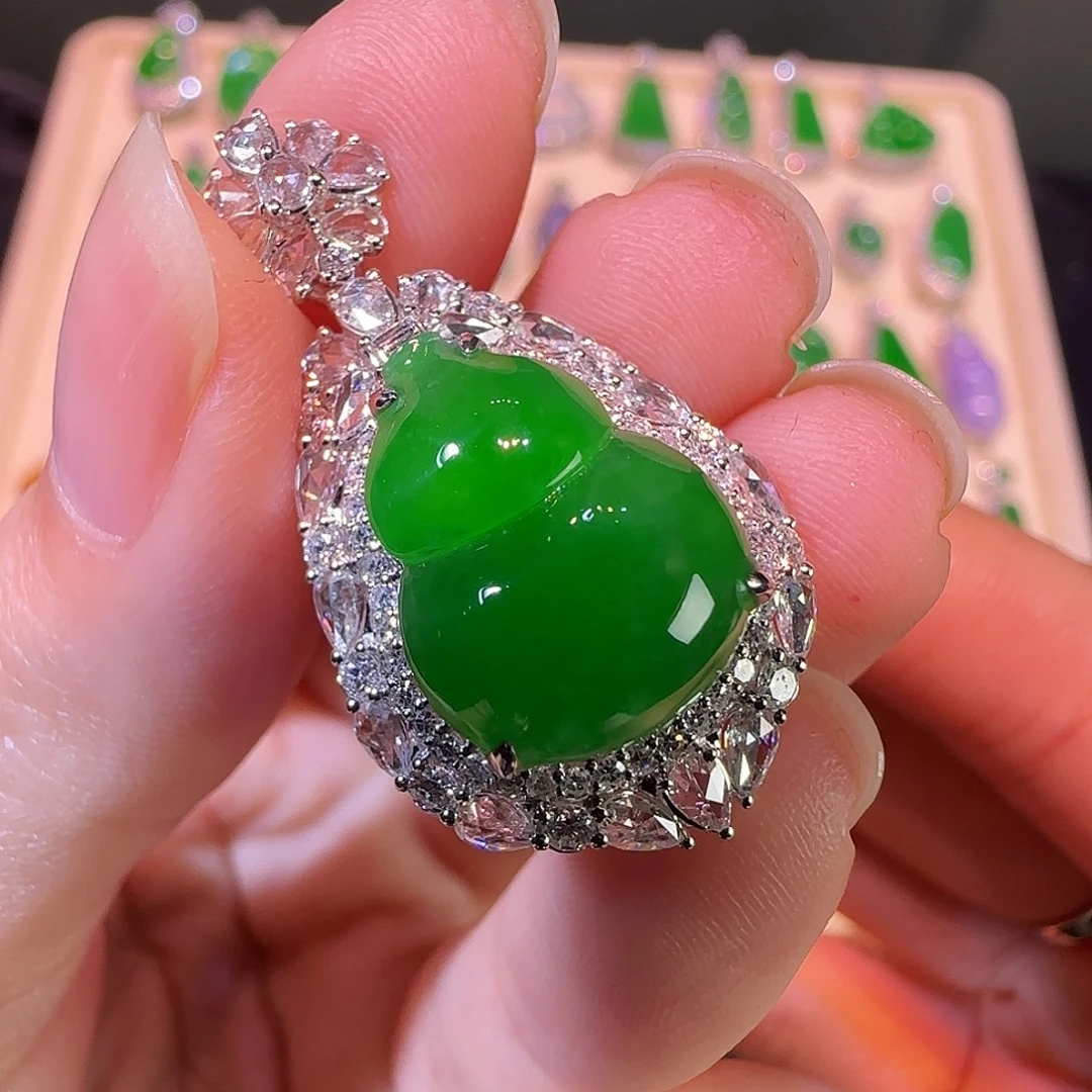 翡翠18K金镶嵌吊坠(不含链)