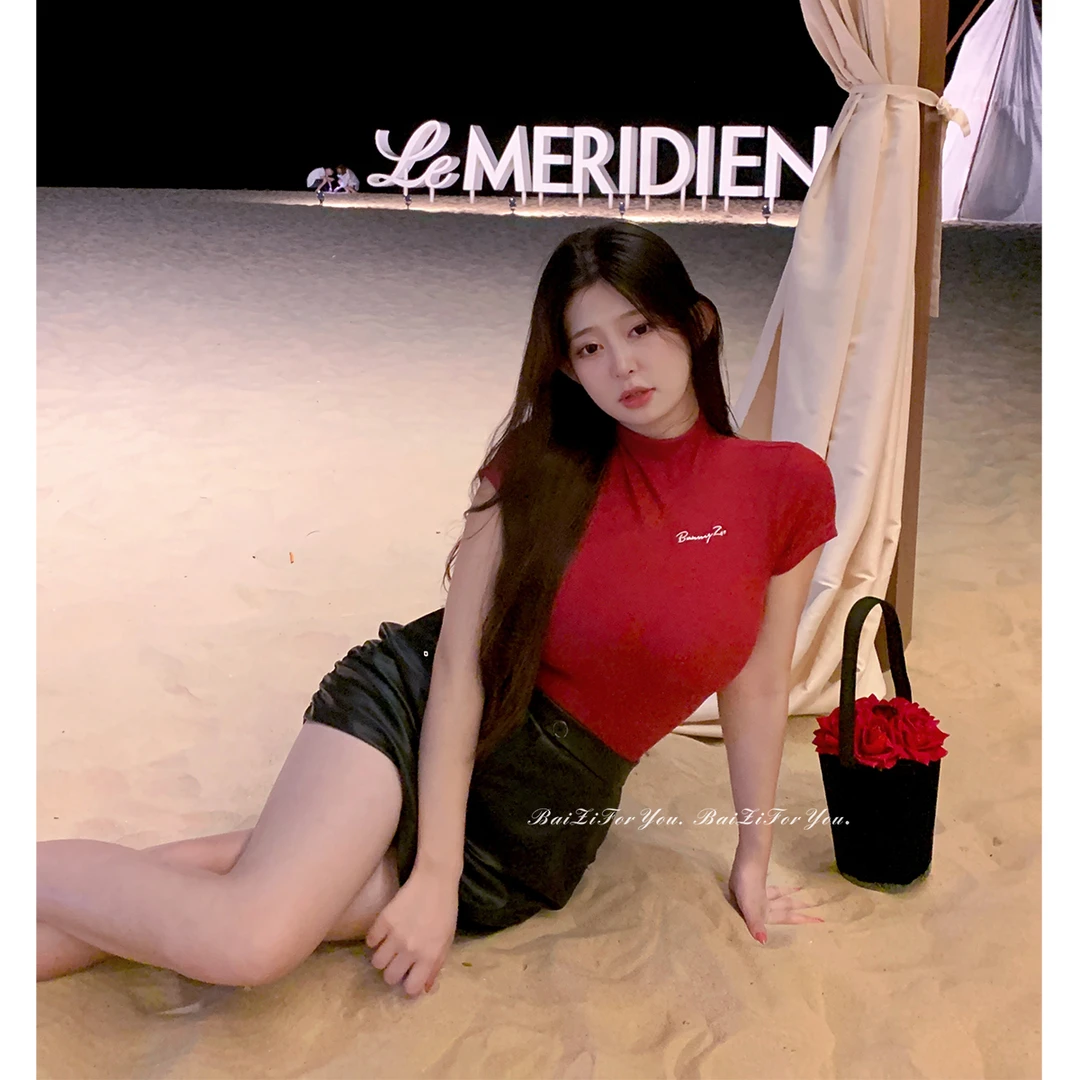 周白子 紧致T 夏季穿搭复古辣妹正肩短袖T恤显瘦气质上衣ZQ189