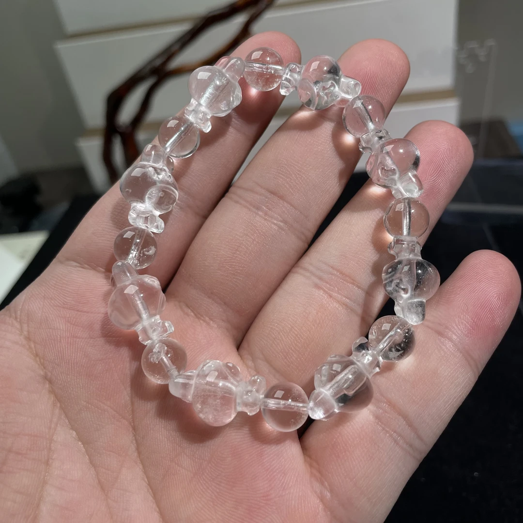 软萌兔白水晶雕刻手串 KT24112201