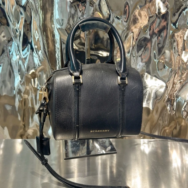 95新 BURBERRY/博柏利 黑色 波士顿 手提单肩斜挎
