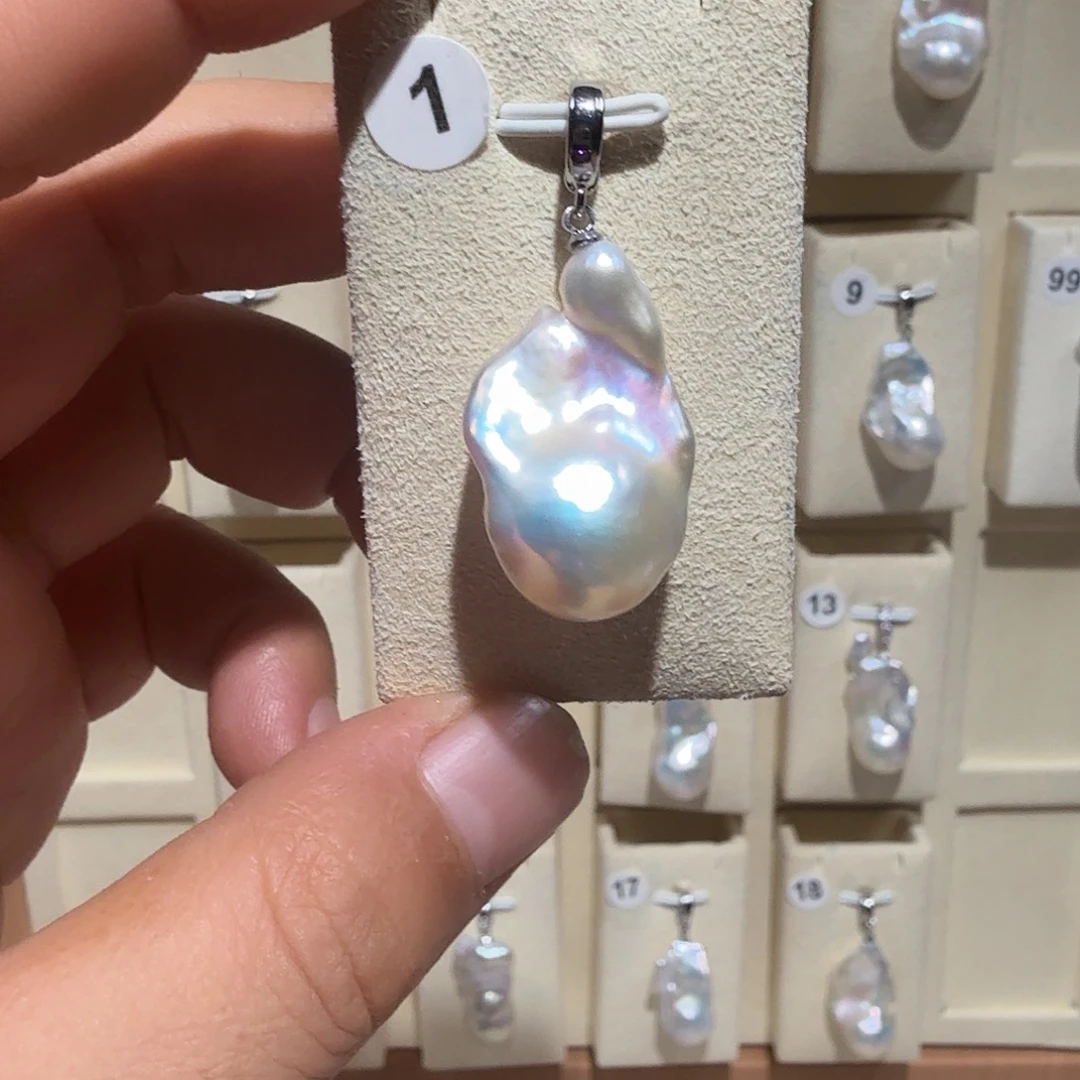 淡水珍珠合金颈饰