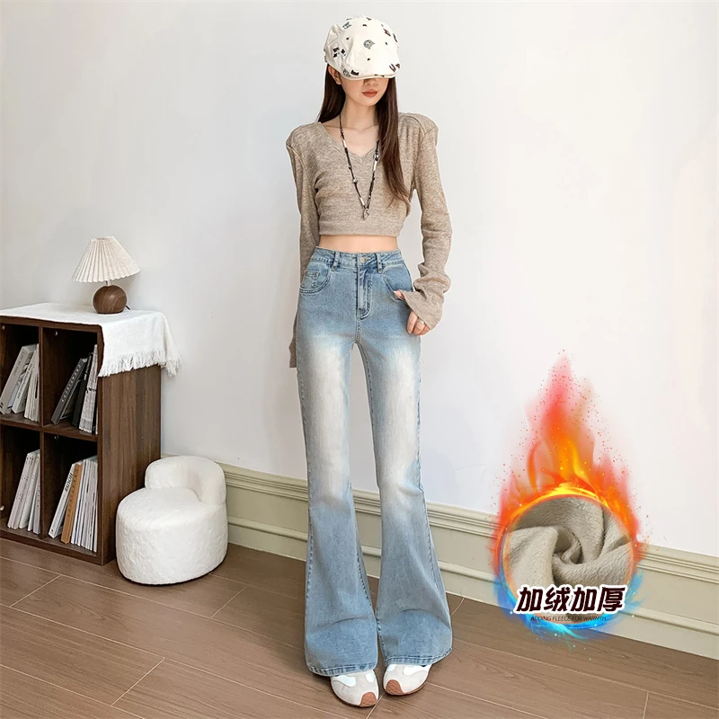 水洗蓝喇叭加绒牛仔裤女2025年冬季新款高腰修身显瘦弹力微喇裤