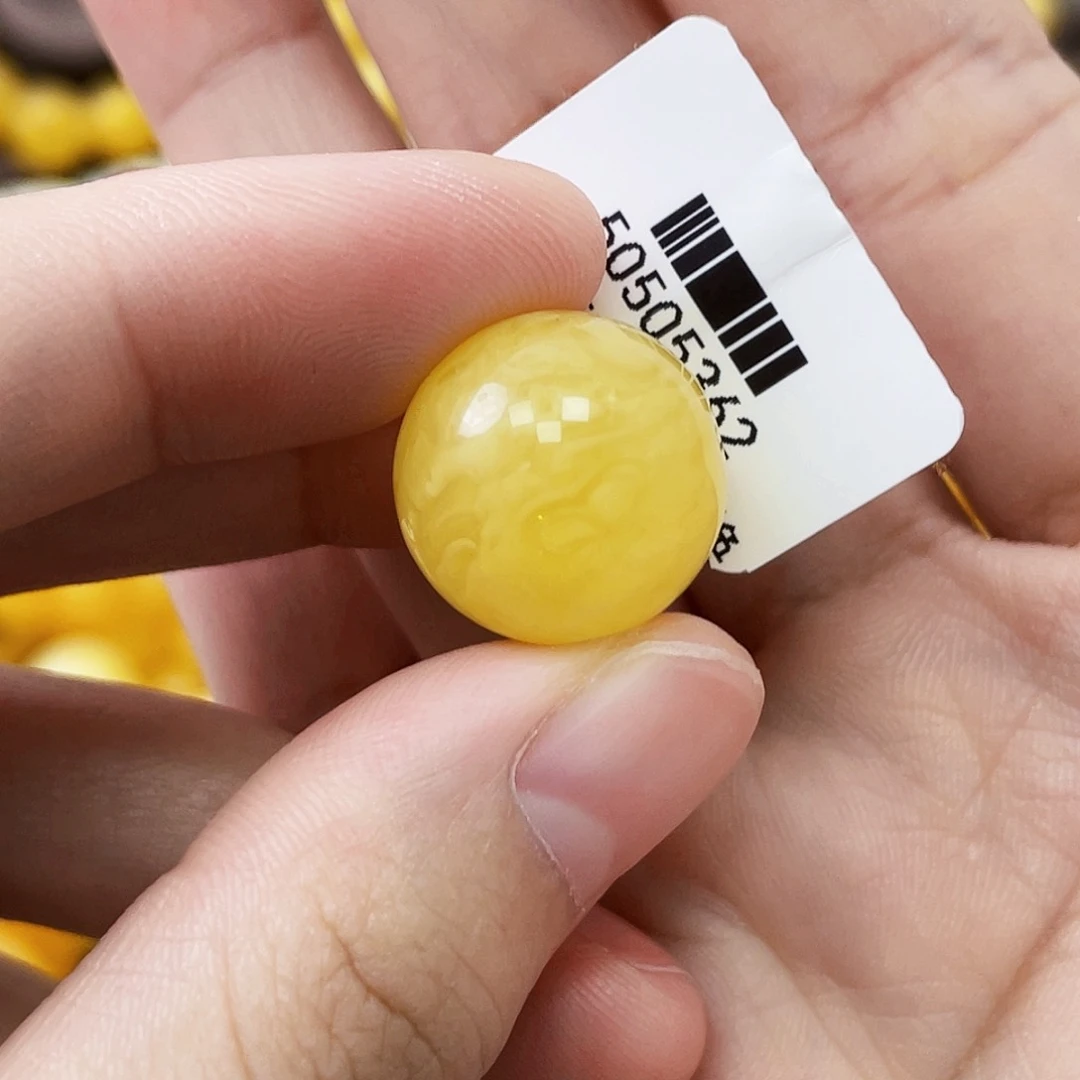 未镶嵌琥珀裸石16mm白蜜妖花 瑕