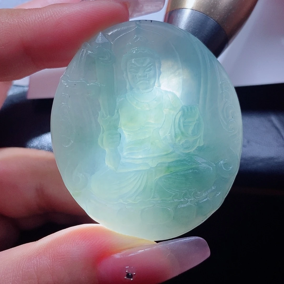 定制翡翠未镶嵌不动尊
