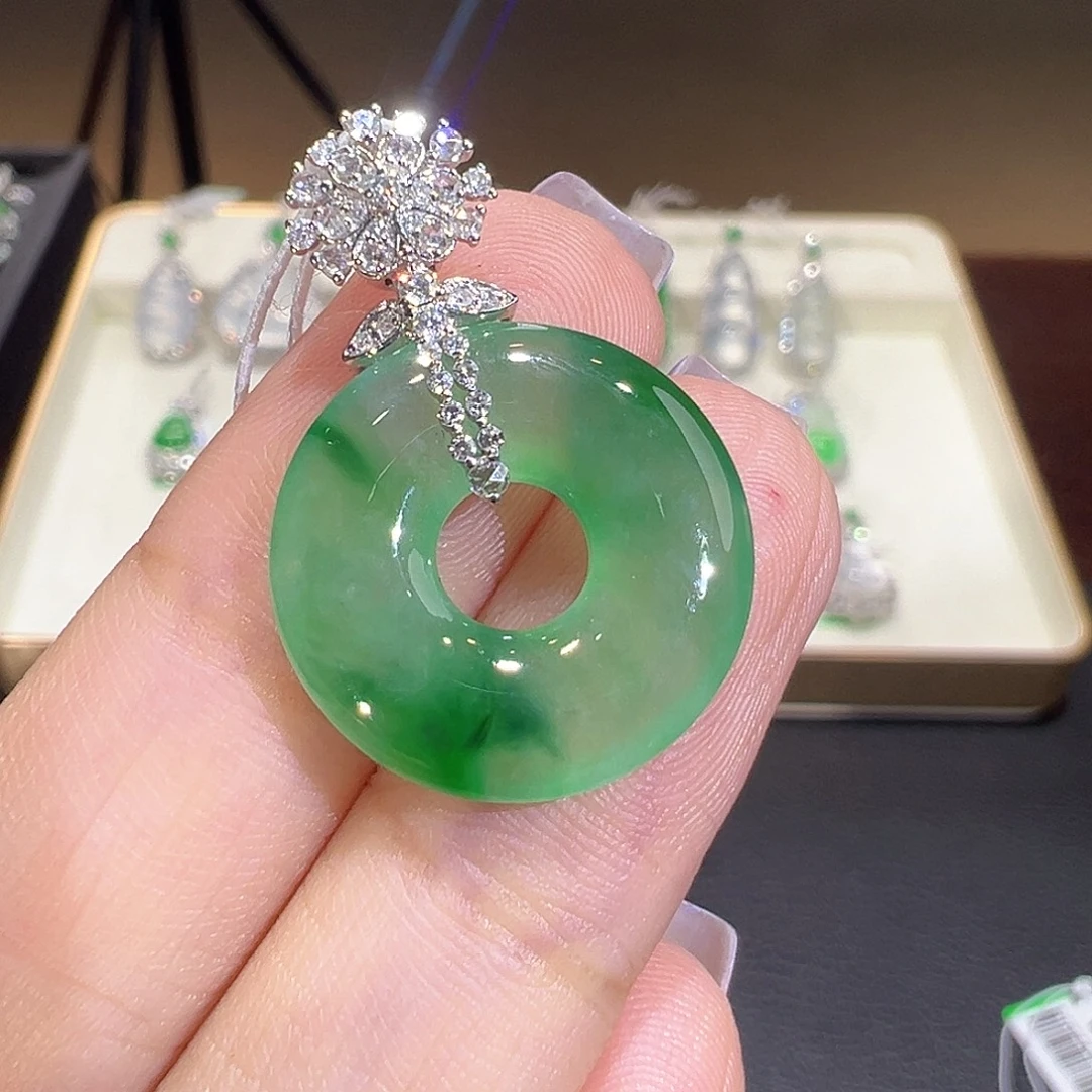 翡翠18K金镶嵌吊坠(不含链)翡翠