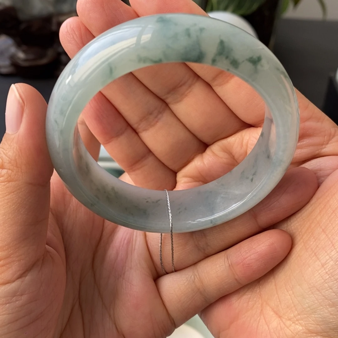 未镶嵌手镯翡翠天然