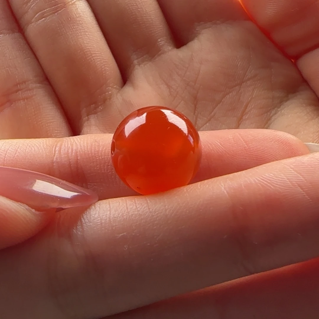 南红玛瑙未镶嵌圆珠14.1有裂
