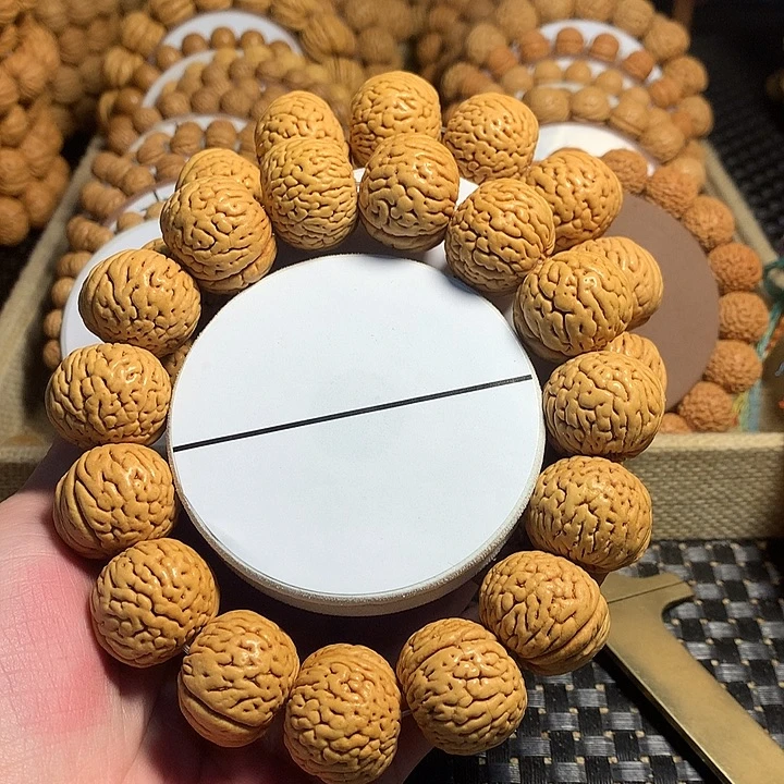 少***.手串桃核3#白月光