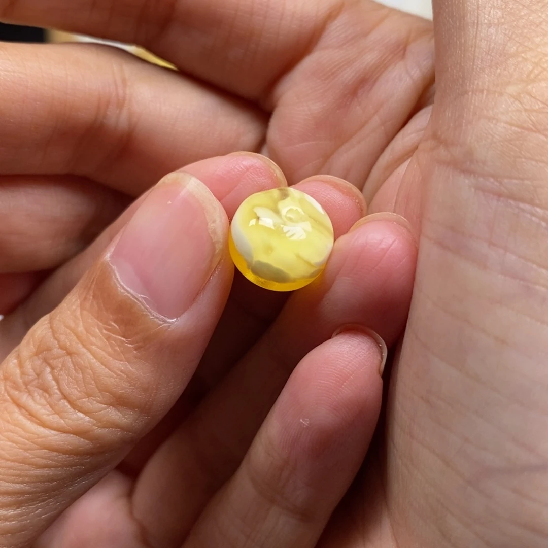 琥珀未镶嵌裸石蜜蜡