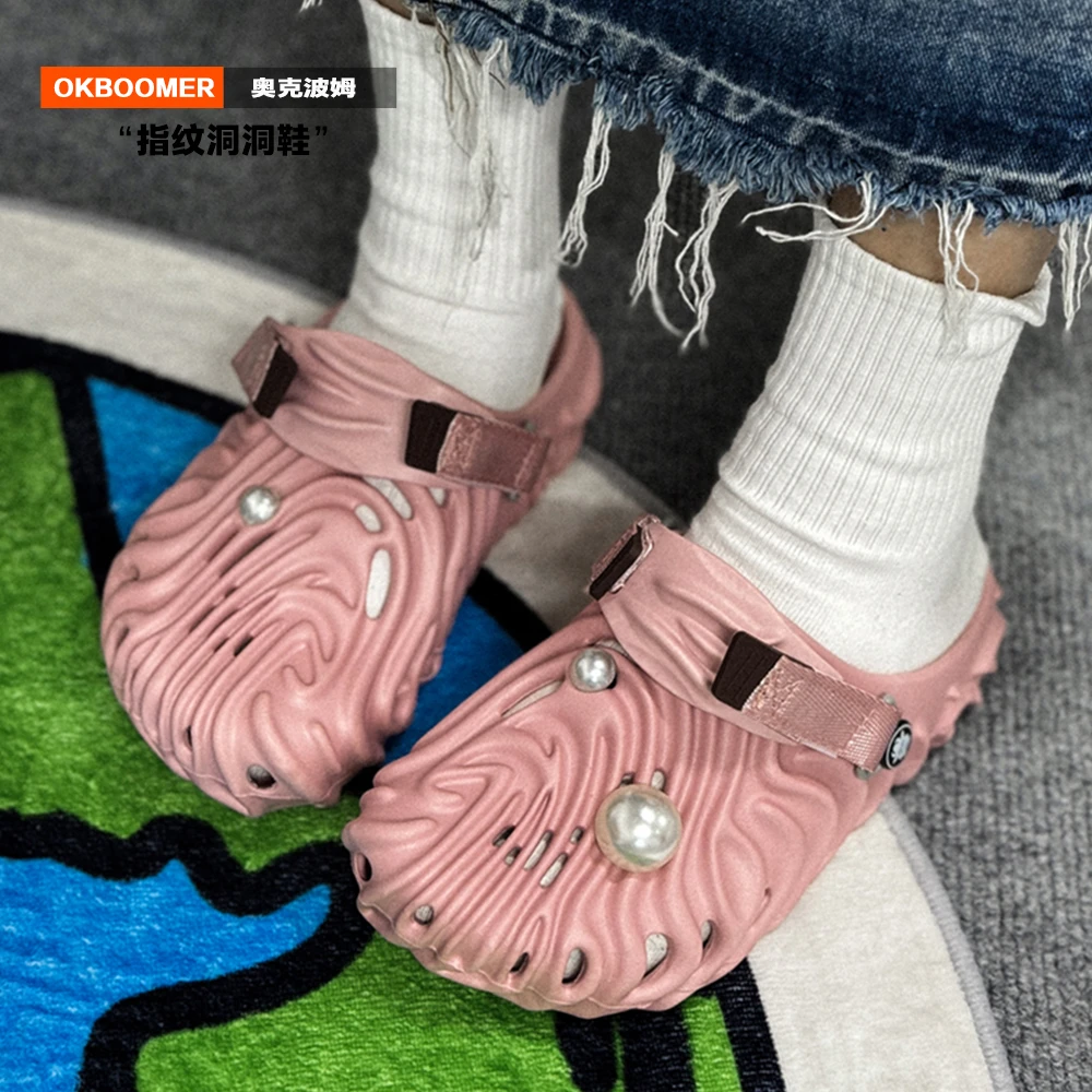 OKBOOMER指纹洞洞鞋2025时尚休闲小众百搭凉鞋女款2025新款爆款