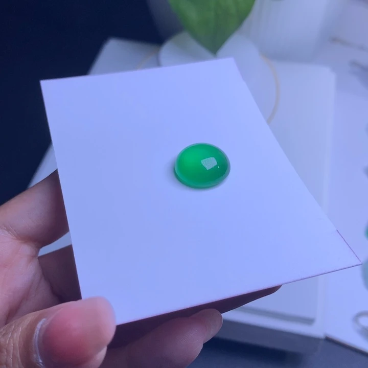 木***子满冰绿咖15mm蛋面