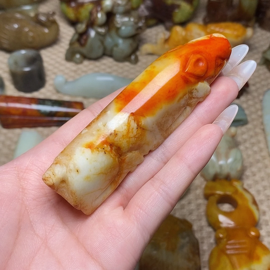未镶嵌蛇纹石玉颈饰