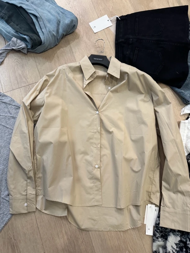 2171 浅卡其色大版宽松衬衫上衣女