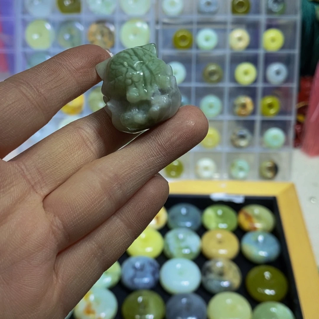 蛇纹石玉其他未镶嵌小*怪396