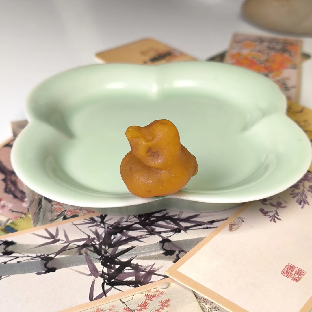 天然琥珀蜜蜡海漂 天然形成小鸭子形状 打孔请联系客服