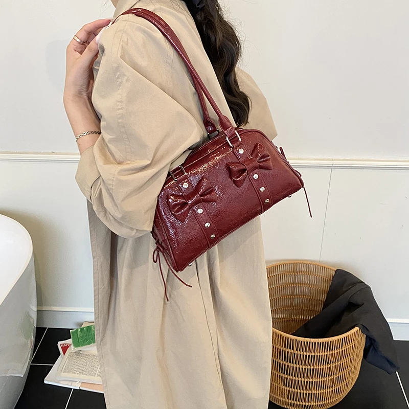 女包高级感手提包包女式2025新款流行时尚休闲单肩包复古通勤波士