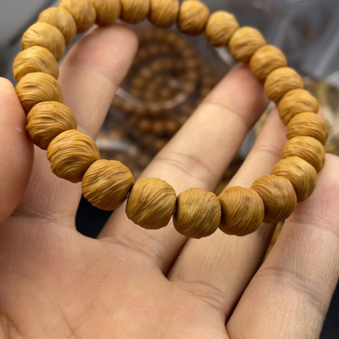 猴头核桃吊坠嗯、没事