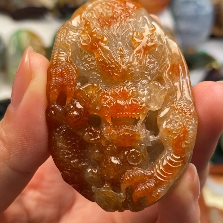 颈饰未镶嵌翡翠龙