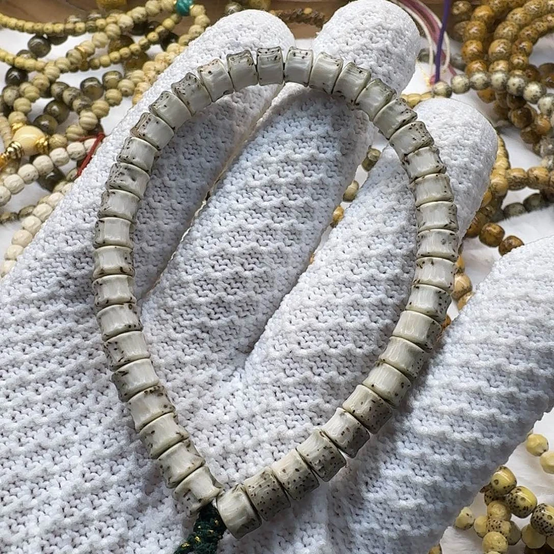 吊坠星月菩提海南