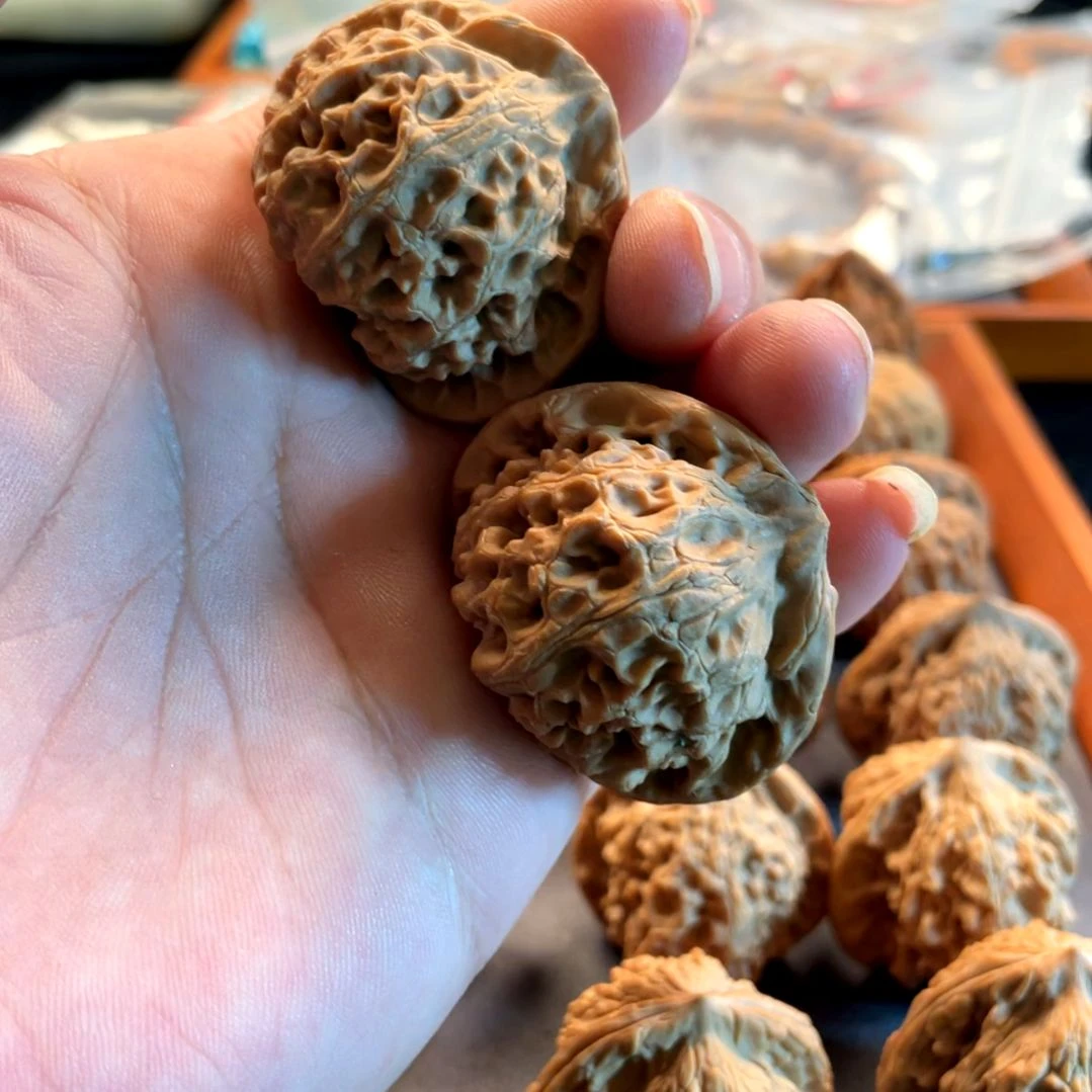 文玩核桃手串黑*周宫灯