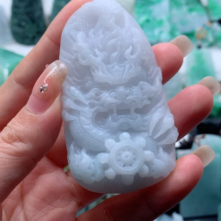 定制翡翠未镶嵌龙牌