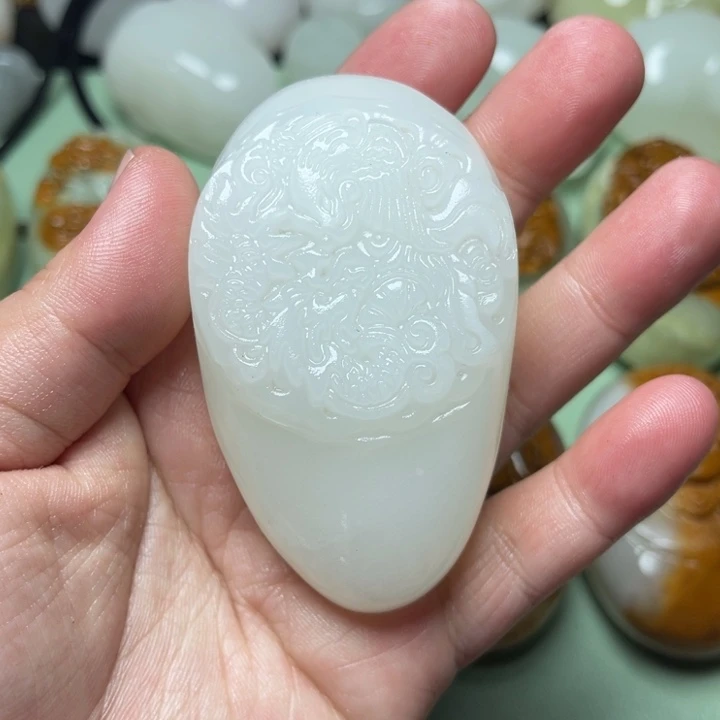 石材天然方解石手把件不退换
