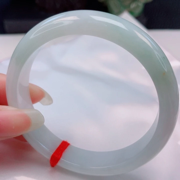 翡翠未镶嵌手镯56圈