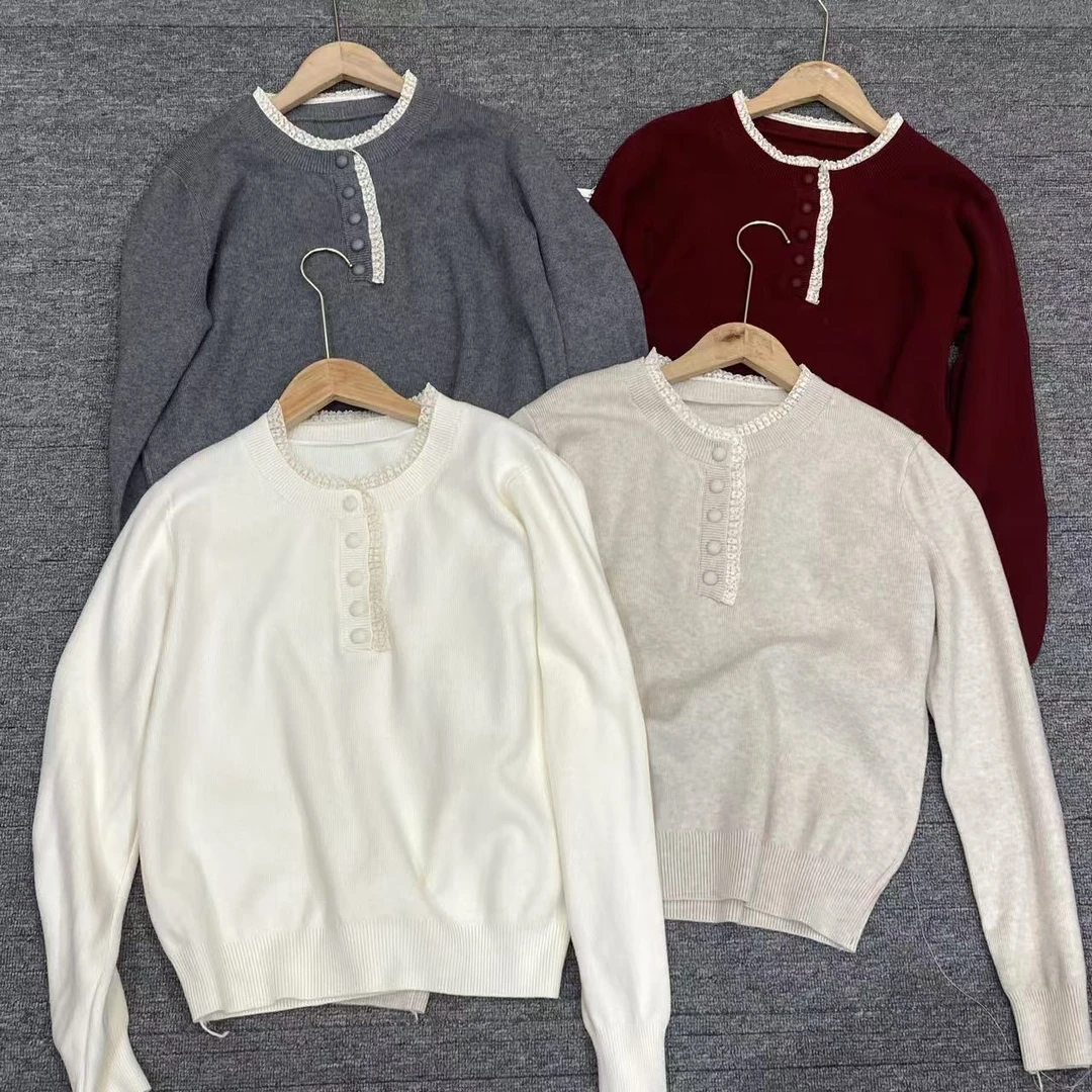 1200冬季设计感时尚蕾丝边针织衫（衣长55CM左右）