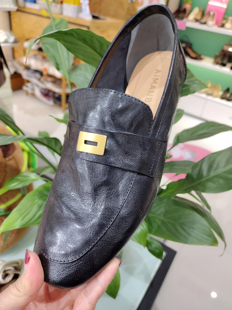 百搭软皮乐福真皮