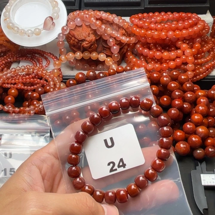 南红玛瑙未镶嵌多样性发货默认微瑕称重9mm