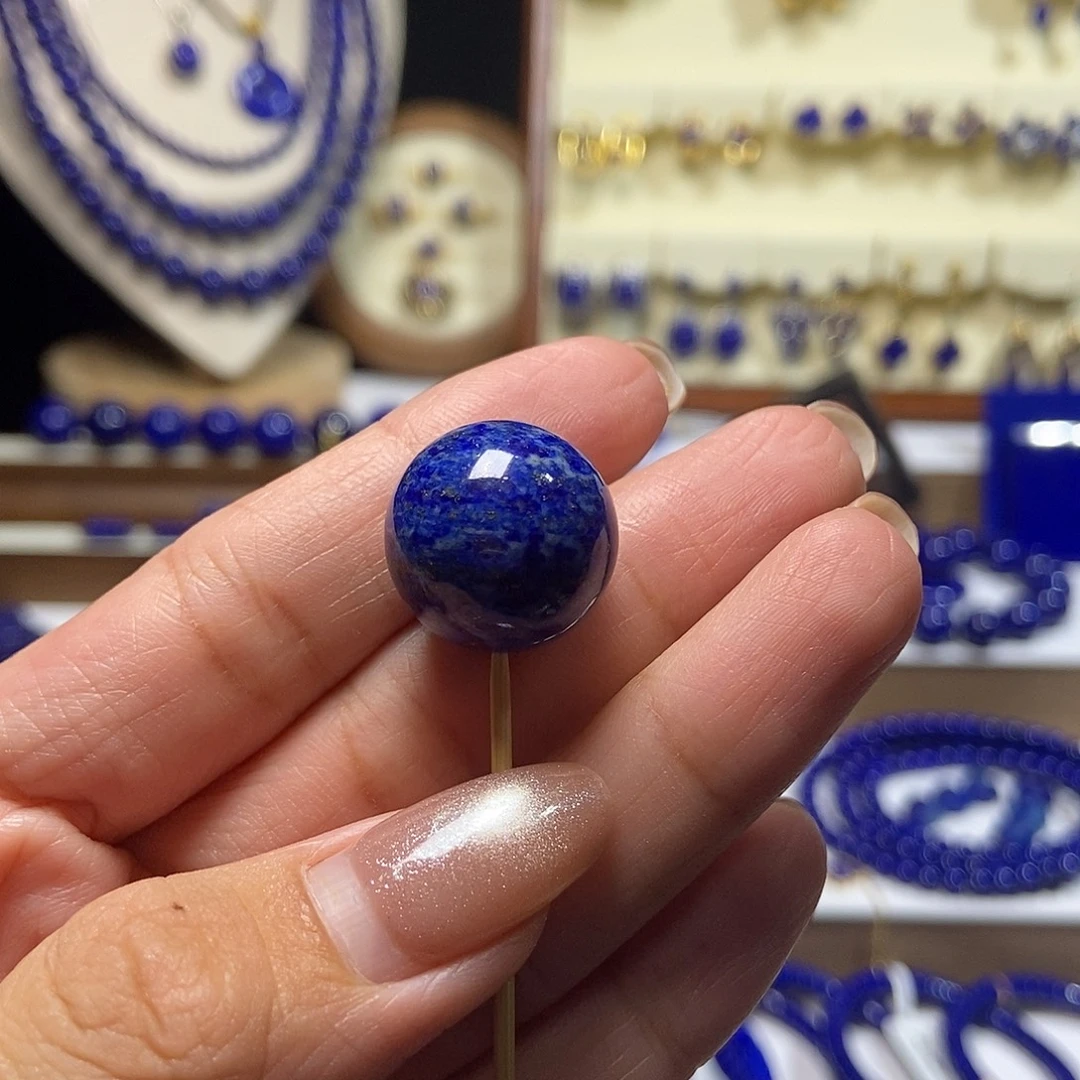 丢***。青金石未镶嵌17.9mm单珠