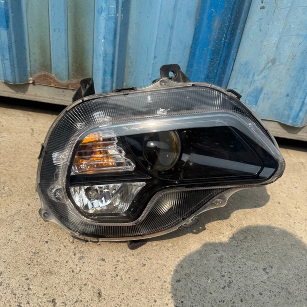 适用17-19款宝骏510大灯前照明灯前车灯