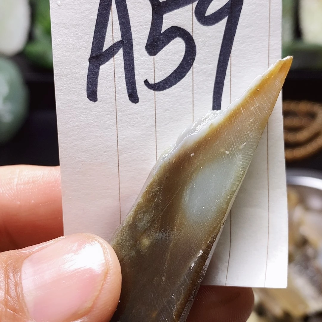 和田玉（糖玉）未镶嵌珠宝半成品