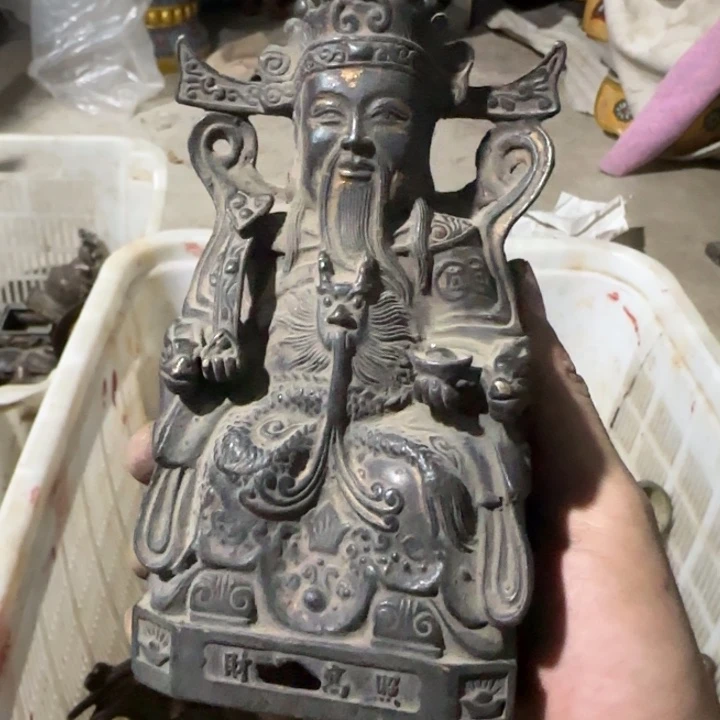 无***心铜财神80米铜铜铜