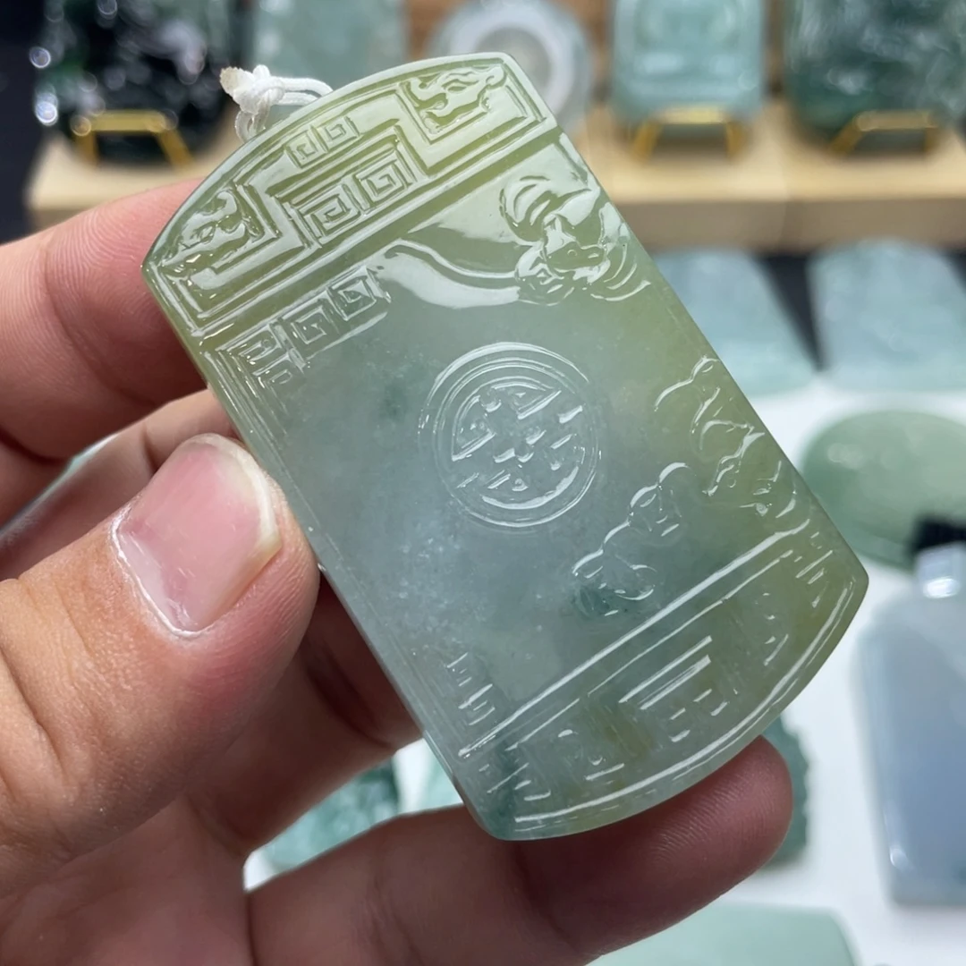 翡翠未镶嵌颈饰仿古无事牌