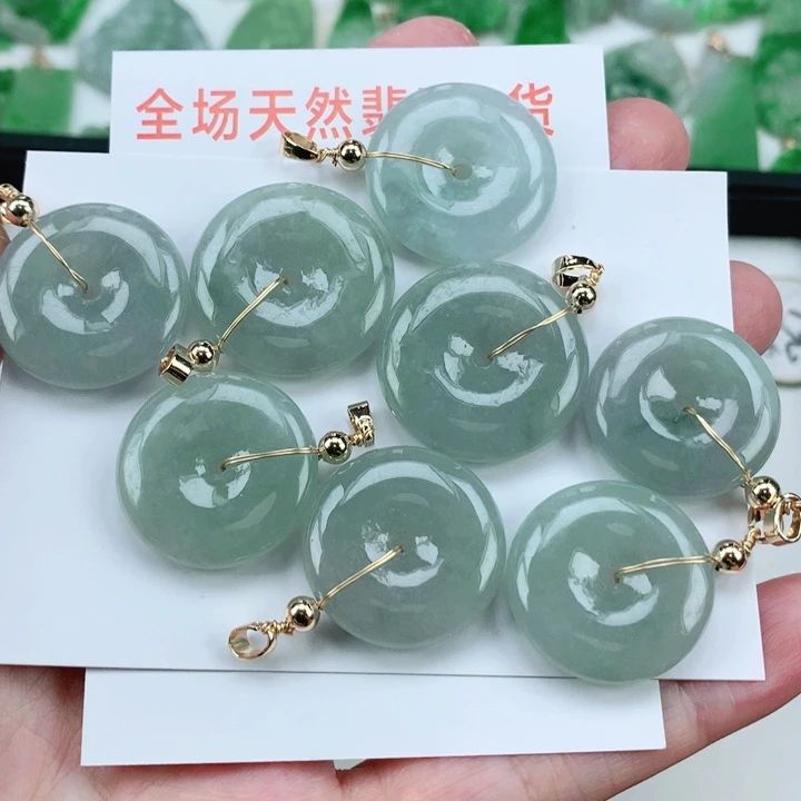 翡翠未镶嵌颈饰多样性发其1