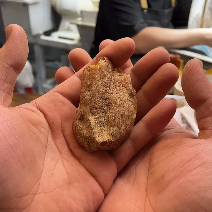 抬***星定制琥珀未镶嵌天然琥珀蜜蜡