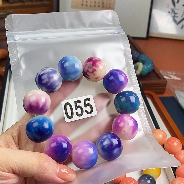 白玉菩提吊坠中瑕疵不退换